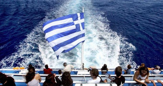 Greece every day lost 50 thousand Tourists